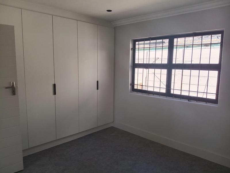 To Let 3 Bedroom Property for Rent in Peerless Park North Western Cape